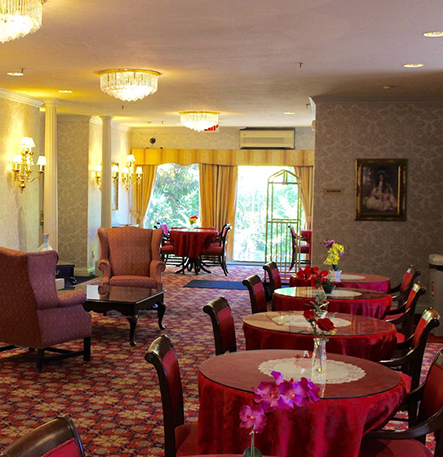 Dining area at Carlyle Hotel
