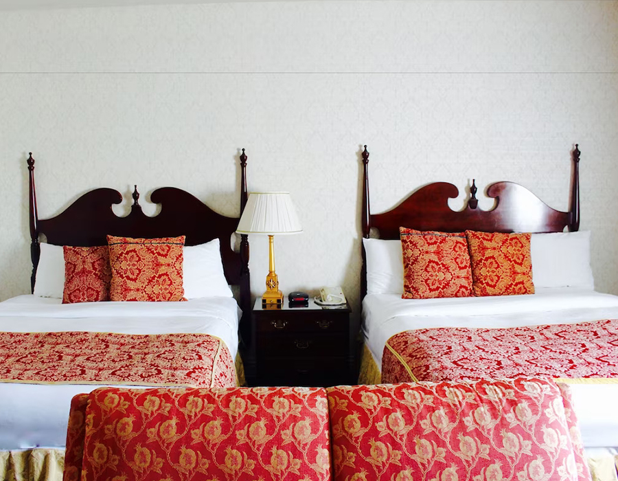 Guest Rooms at Carlyle Hotel
