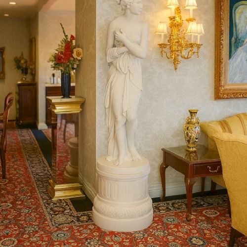 Carlyle Hotel Campbell