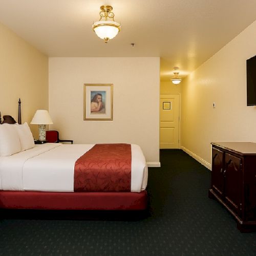 Carlyle Hotel Campbell