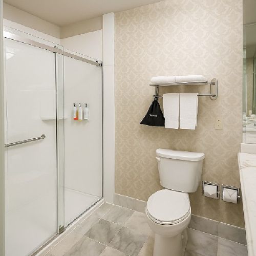 Carlyle Hotel Campbell