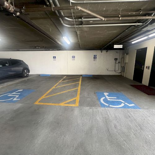 Carlyle Hotel Campbell