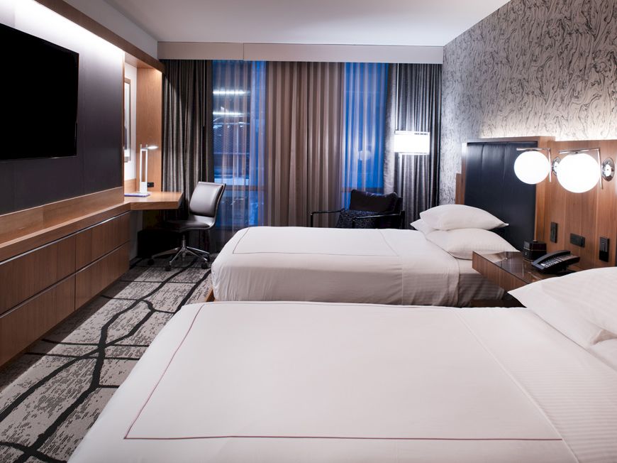 Carlyle Hotel Campbell