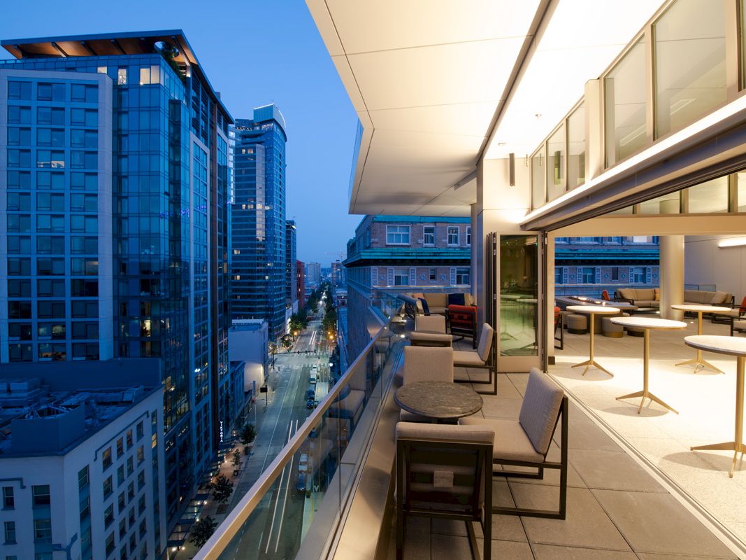 Carlyle Hotel Campbell